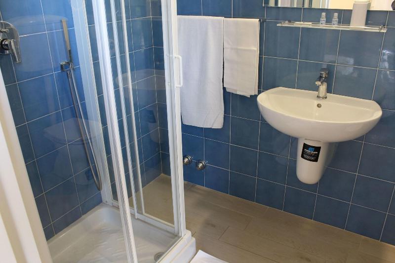 Hotel Luca - Oda