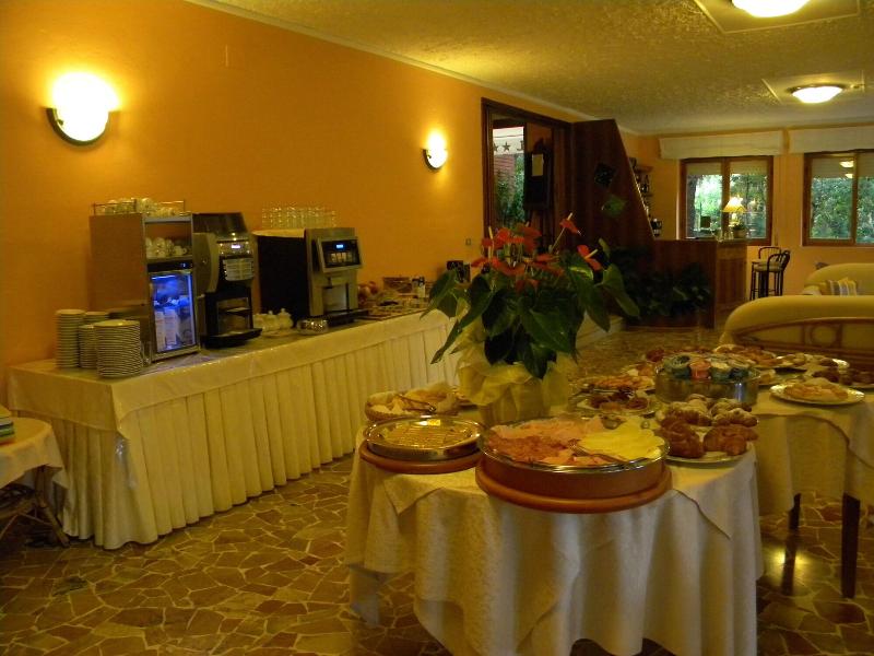 Hotel La Rosa Del Tirreno - Restoran