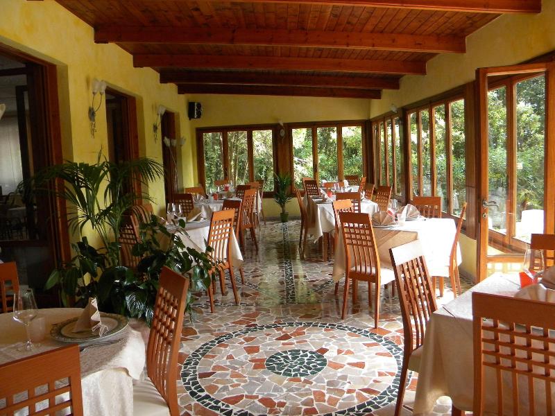 Hotel La Rosa Del Tirreno - Restoran