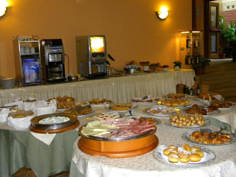 Hotel La Rosa Del Tirreno - Restoran