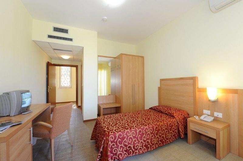 Hotel Foresteria Volterra - Oda