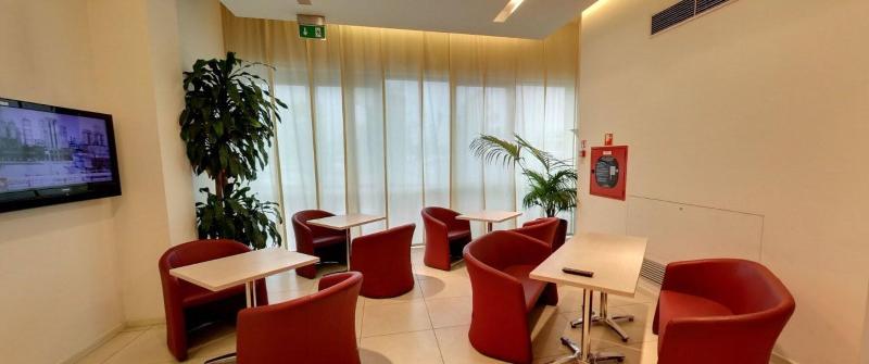 Hotel Lux Modena - Lobi