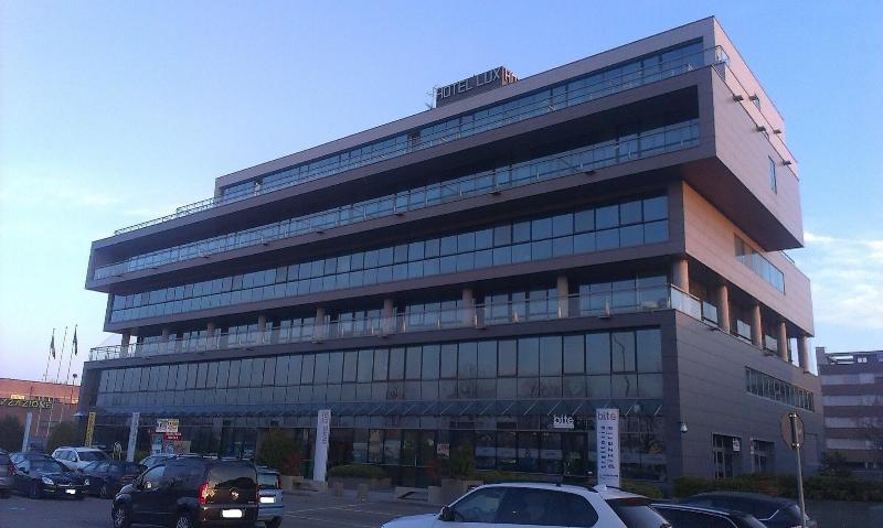 Hotel Lux Modena - Genel