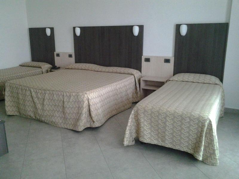 Hotel Lux Modena - Oda
