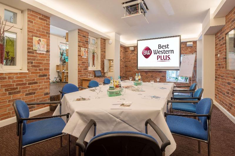 BEST WESTERN PLUS Ostseehotel Waldschloesschen - Toplantı