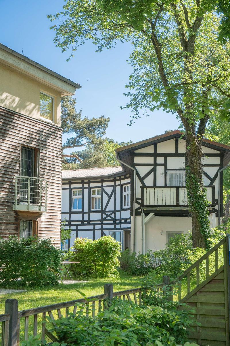 BEST WESTERN PLUS Ostseehotel Waldschloesschen - Genel