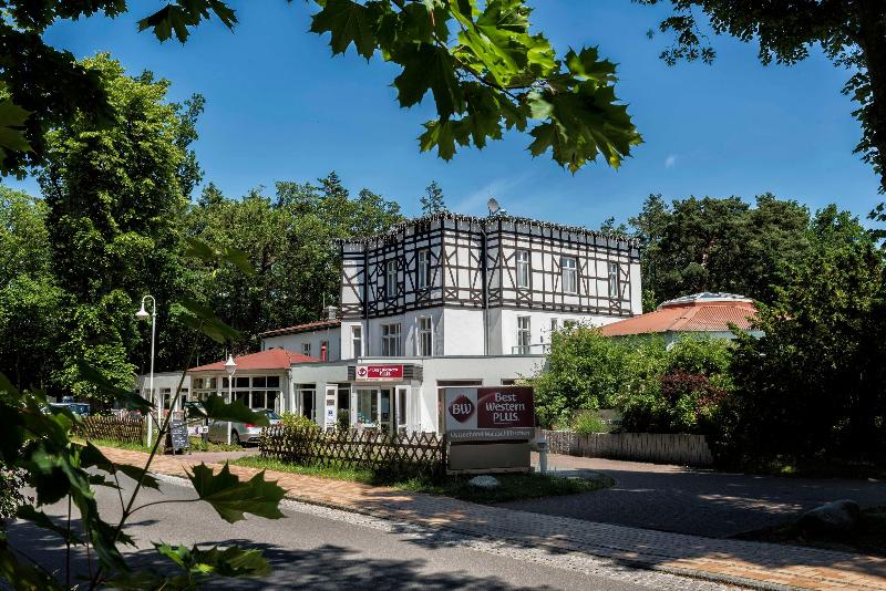 BEST WESTERN PLUS Ostseehotel Waldschloesschen - Genel