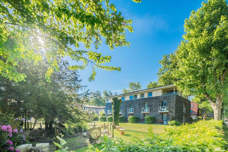 BEST WESTERN PLUS Ostseehotel Waldschloesschen - Genel