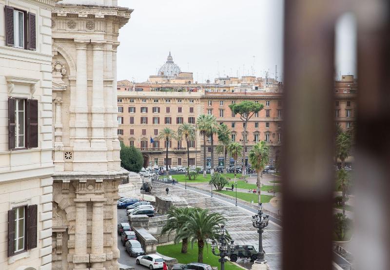 Venustas Roma Hotel - Genel