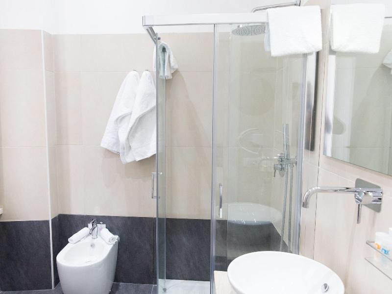 Venustas Roma Hotel - Oda