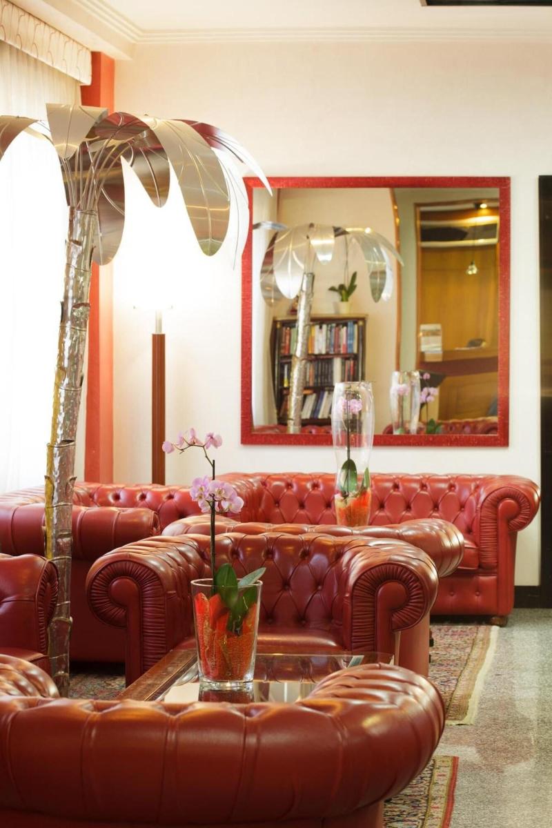 Astor Hotel - Lobi
