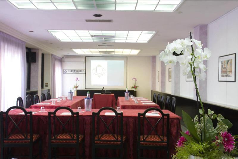 Astor Hotel - Toplantı