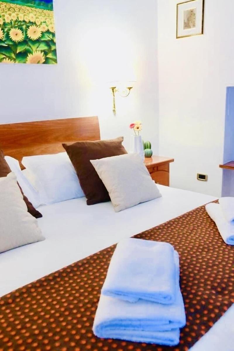 Hotel Garibaldi - Oda