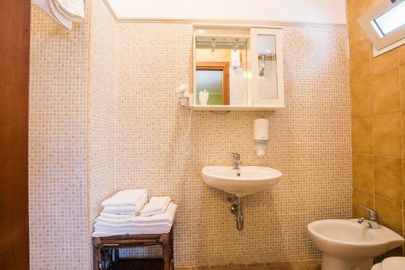 Tanit Hotel Ristorante Museo - Oda