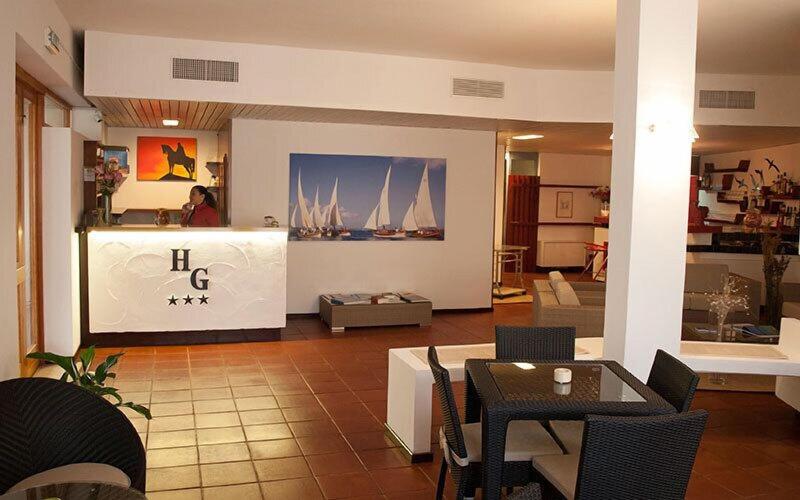 Hotel Garibaldi - Lobi