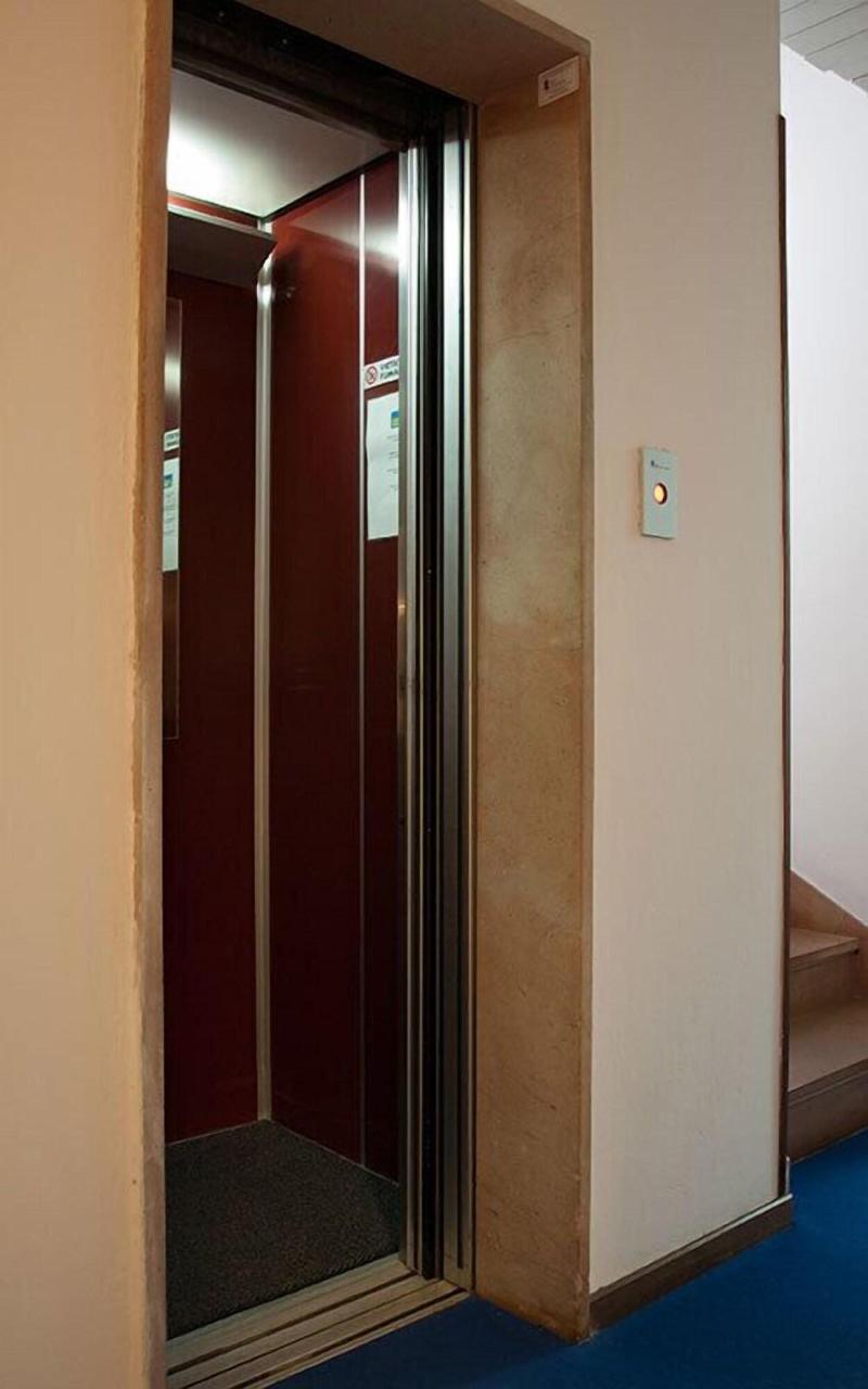 Hotel Garibaldi - Lobi