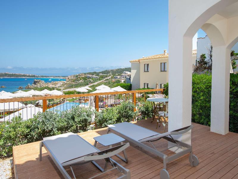 Mangia's Santa Teresa Sardinia, Curio Collection - Oda