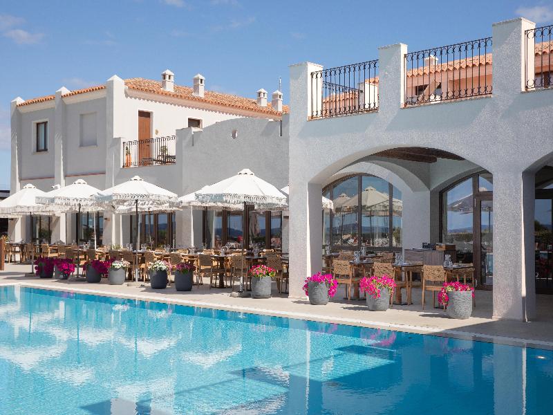 Mangia's Santa Teresa Sardinia, Curio Collection - Havuz