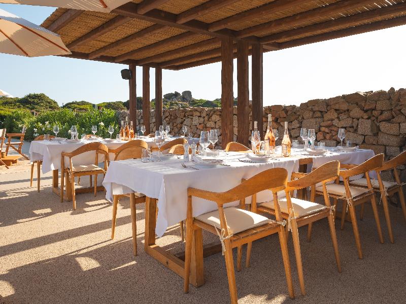 Mangia's Santa Teresa Sardinia, Curio Collection - Restoran