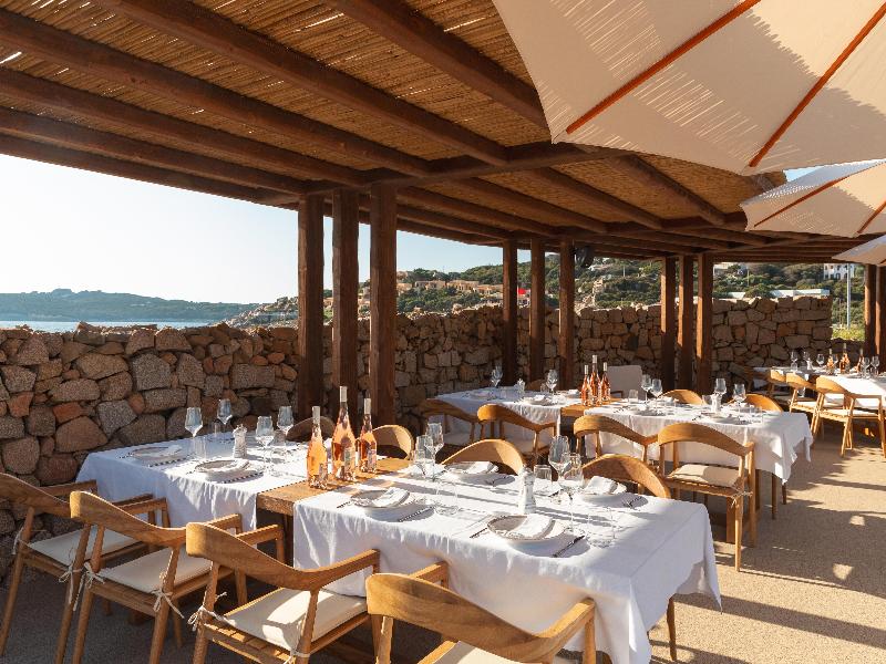 Mangia's Santa Teresa Sardinia, Curio Collection - Restoran