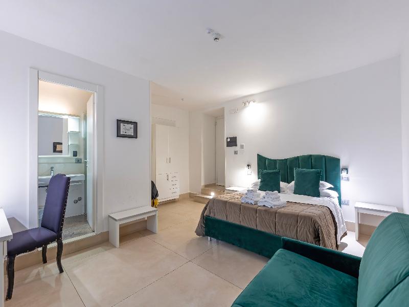 Hotel Il Tesoro Smart Suite & Spa - Oda