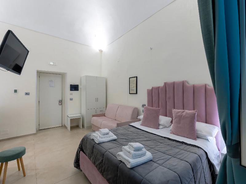 Hotel Il Tesoro Smart Suite & Spa - Oda