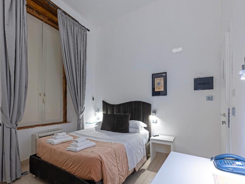Hotel Il Tesoro Smart Suite & Spa - Oda
