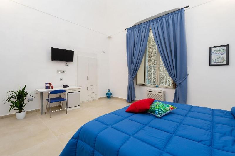 Hotel Il Tesoro Smart Suite & Spa - Oda