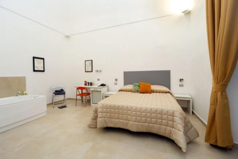 Hotel Il Tesoro Smart Suite & Spa - Oda