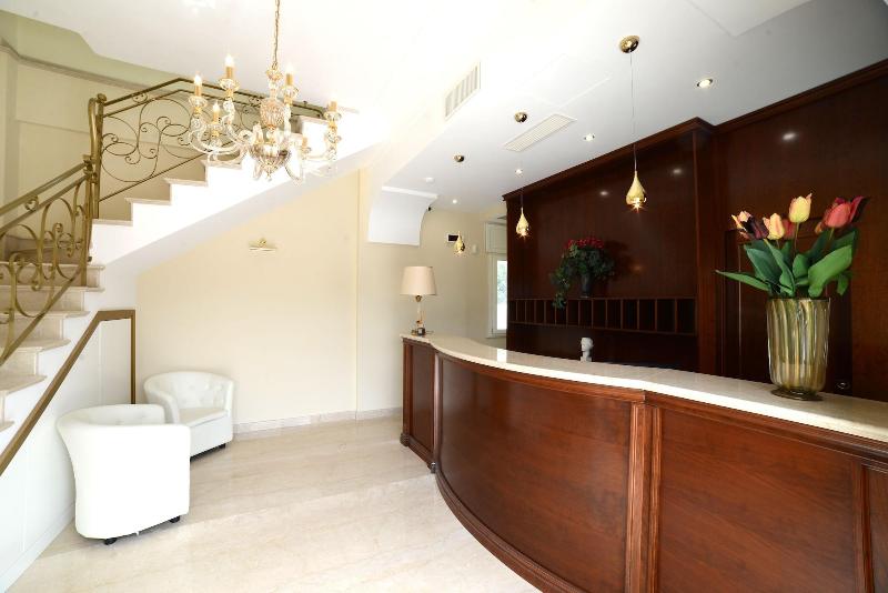 Grand Hotel Royal - Lobi