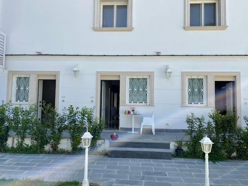 Grand Hotel Royal - Genel