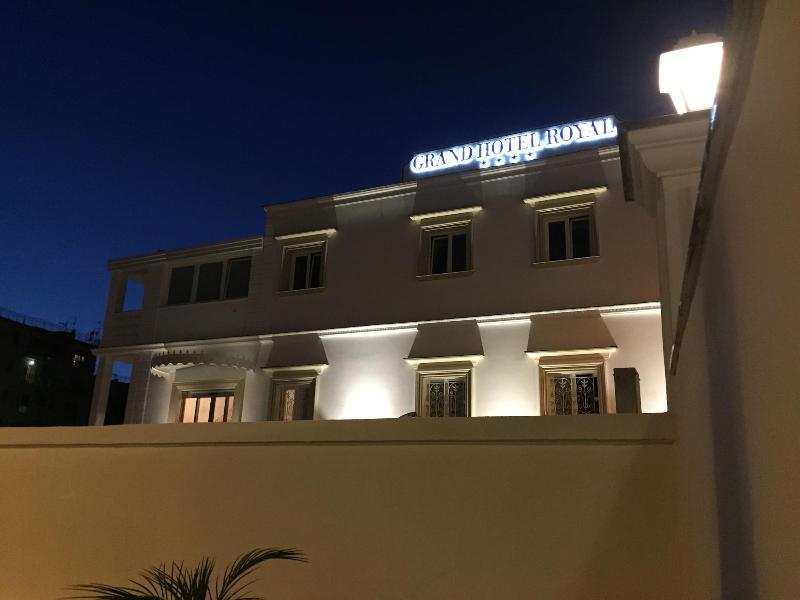 Grand Hotel Royal - Genel