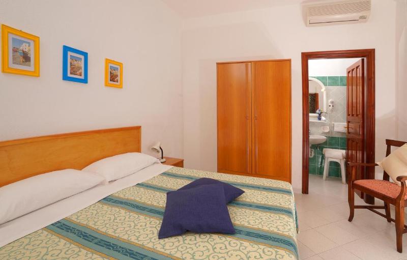Hotel Villa Mena - Oda