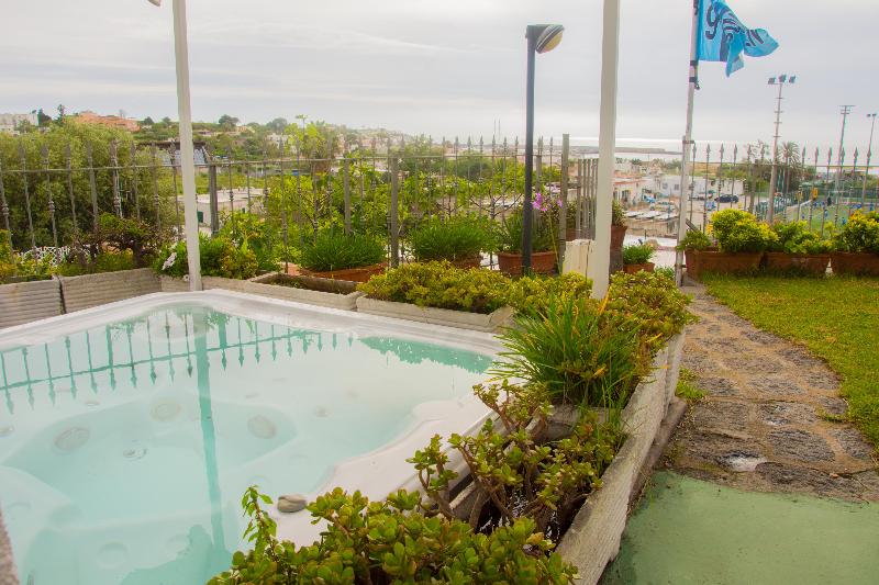 Hotel Villa Mena - Havuz