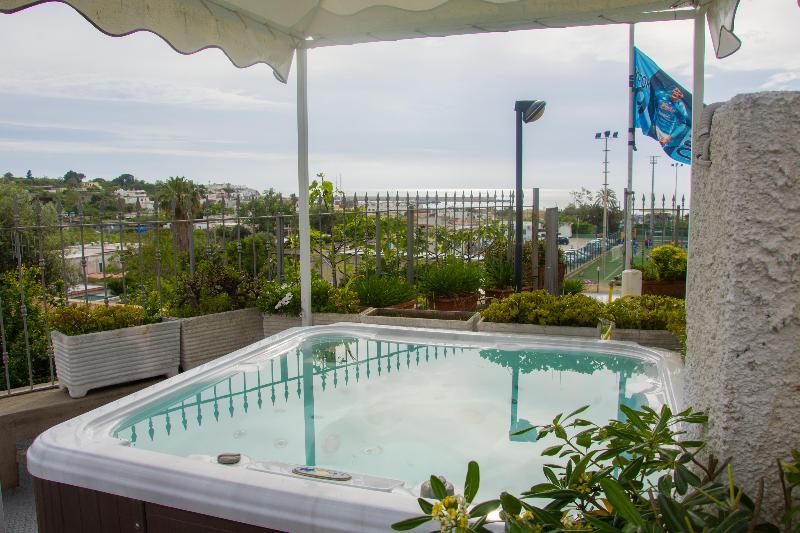 Hotel Villa Mena - Havuz