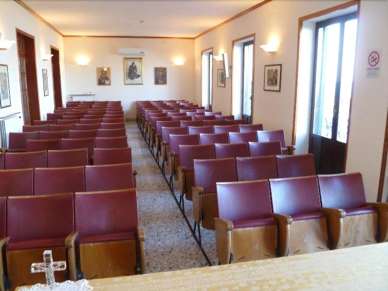 Ancelle Sorrento - Toplantı