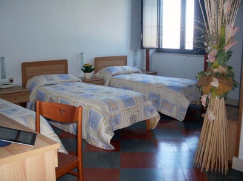 Ancelle Sorrento - Oda