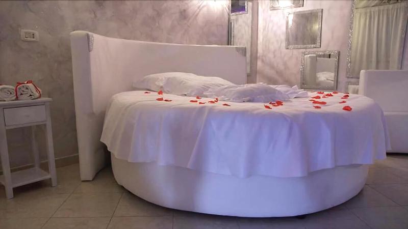 Hotel & RESORT BEE QUEEN - Oda