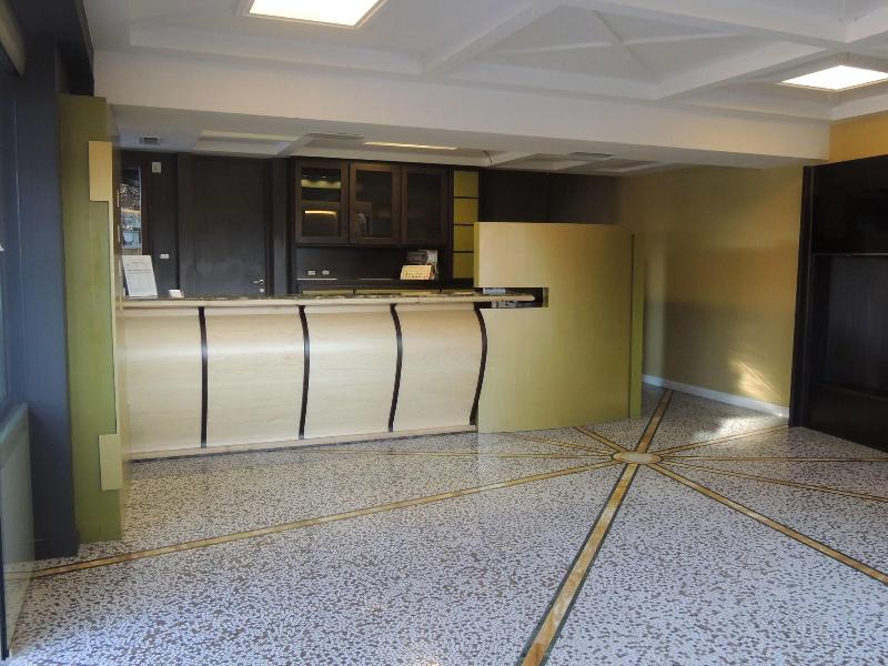 Hotel Zeus Pompei - Lobi