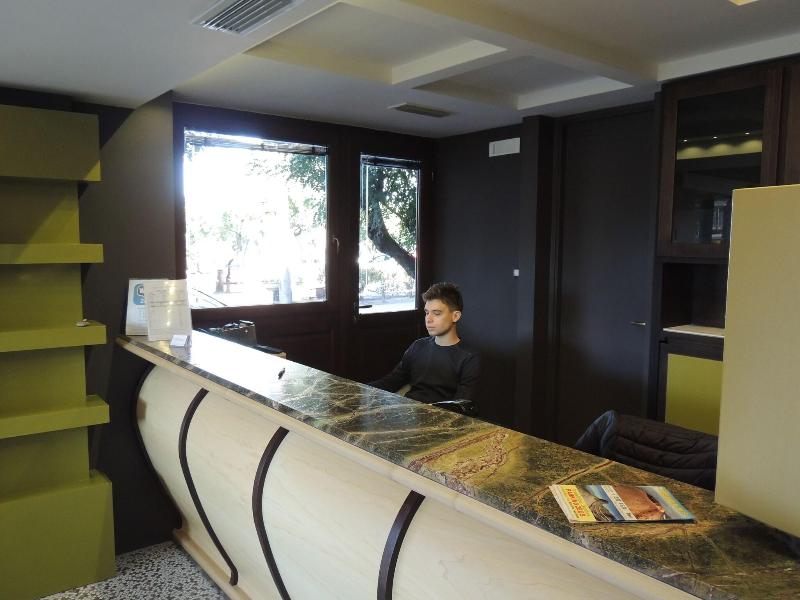 Hotel Zeus Pompei - Lobi