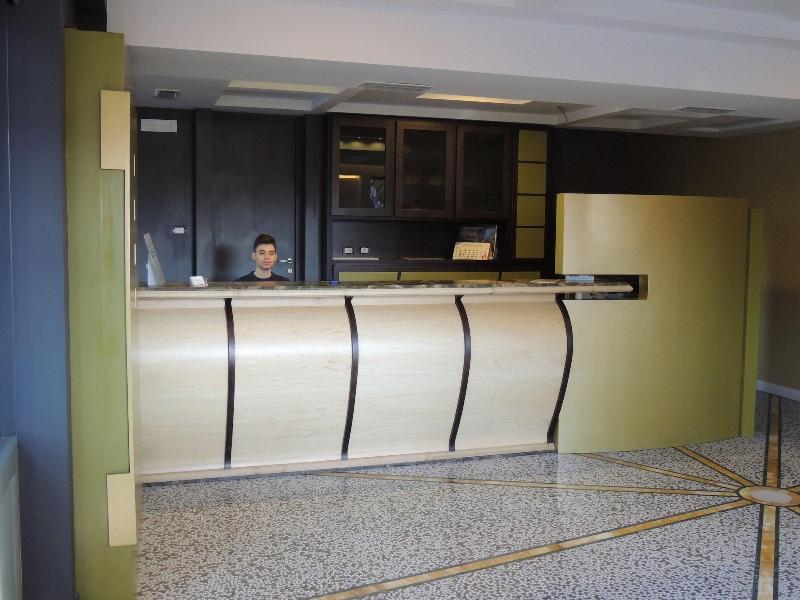 Hotel Zeus Pompei - Lobi