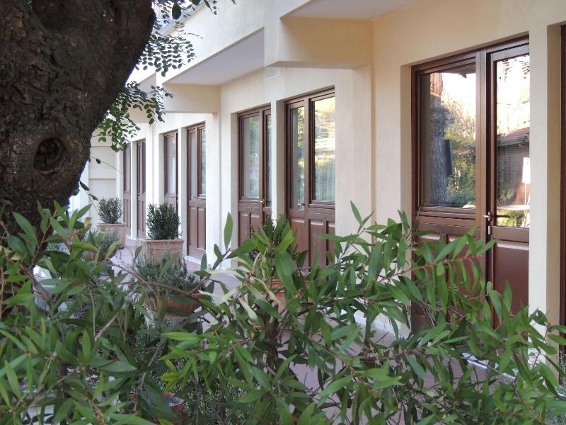 Hotel Zeus Pompei - Genel
