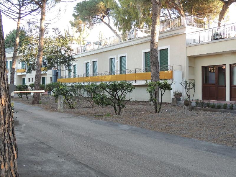 Hotel Zeus Pompei - Genel