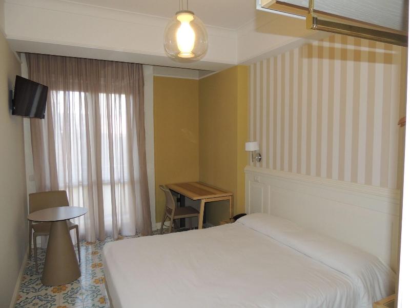 Hotel Zeus Pompei - Oda