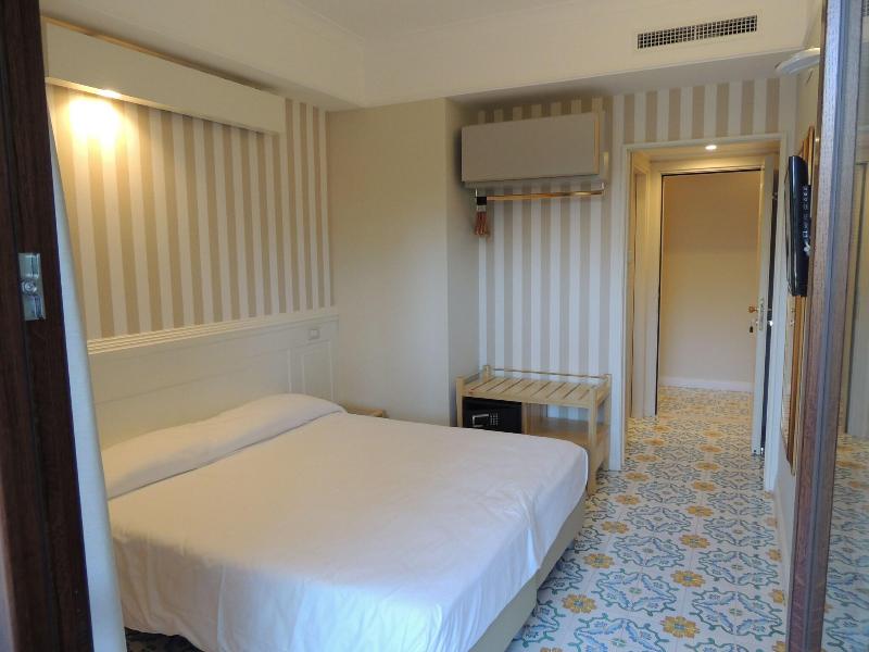 Hotel Zeus Pompei - Oda