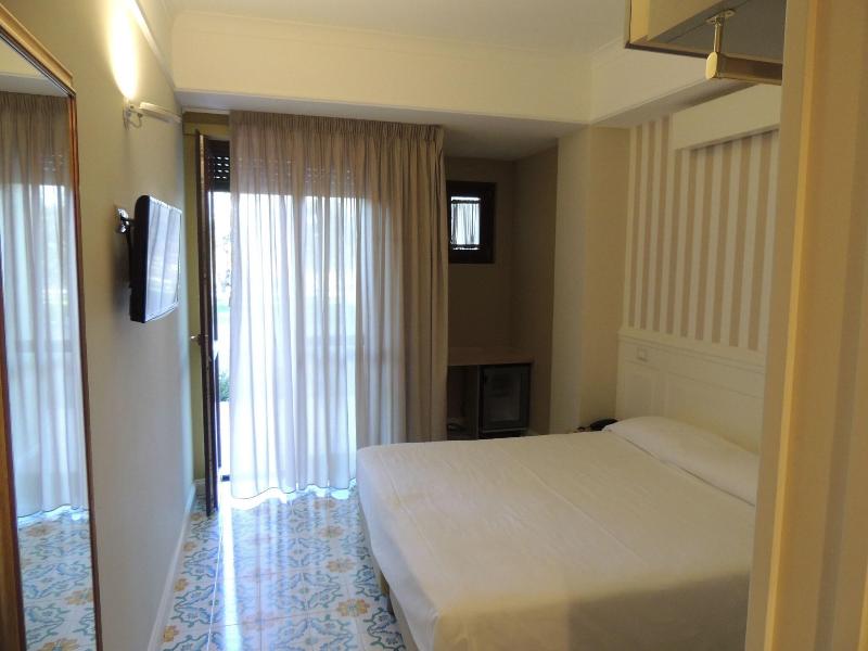 Hotel Zeus Pompei - Oda
