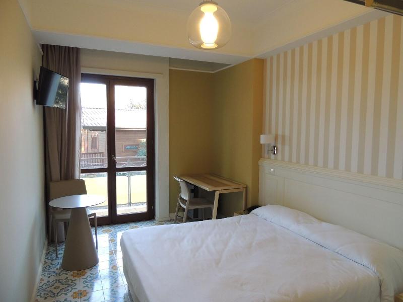Hotel Zeus Pompei - Oda