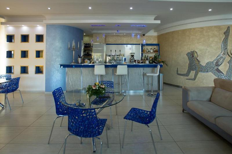 Hotel The Queen - Bar