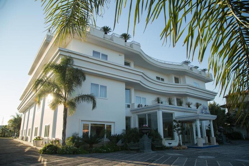 Hotel The Queen - Genel