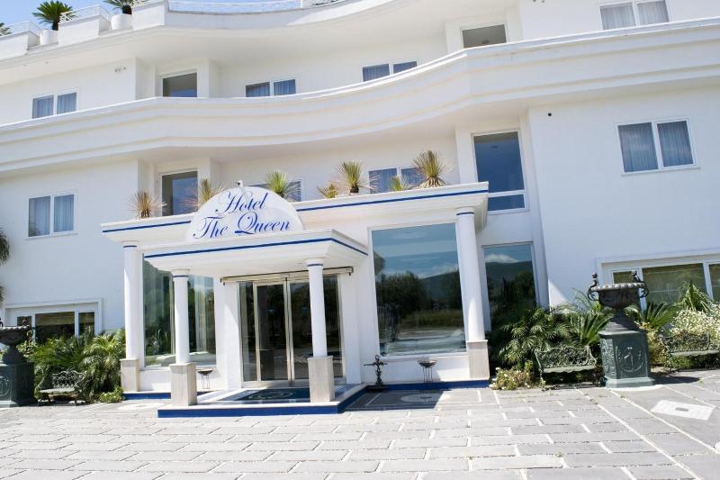 Hotel The Queen - Genel